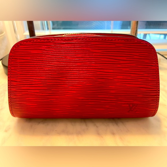 Louis Vuitton Epi Dauphine 17 Cosmetic Pouch Red - Picture 1 of 9